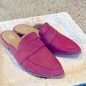 T&G pink mules sz 8 new with tag . Super cute!
